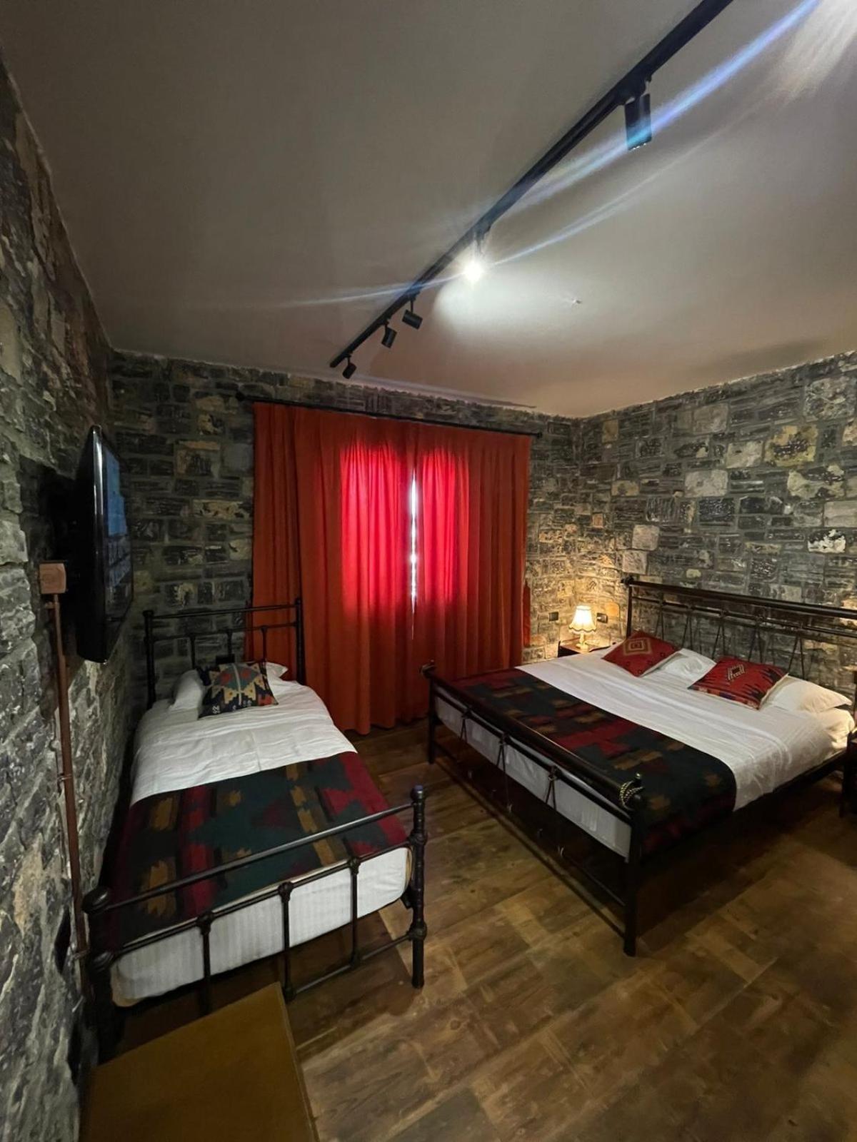 Lini Helga'S Guesthouse מראה חיצוני תמונה